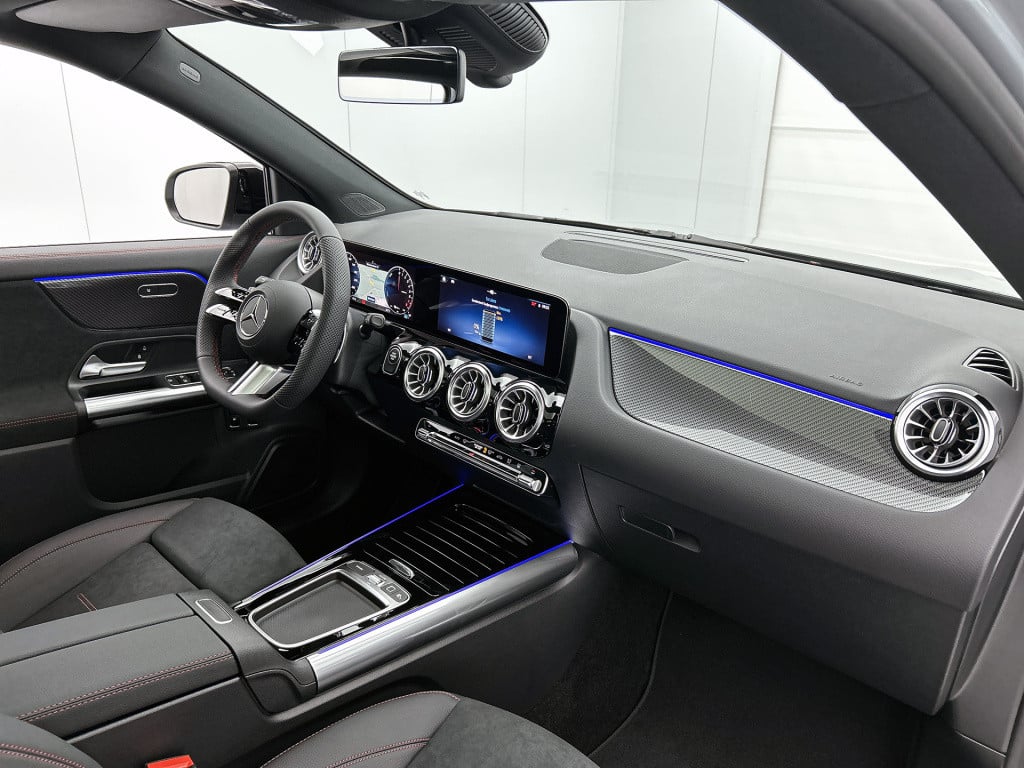 Mercedes-Benz Gla-klasse 250 e business solution amg | nightpakket | smartp