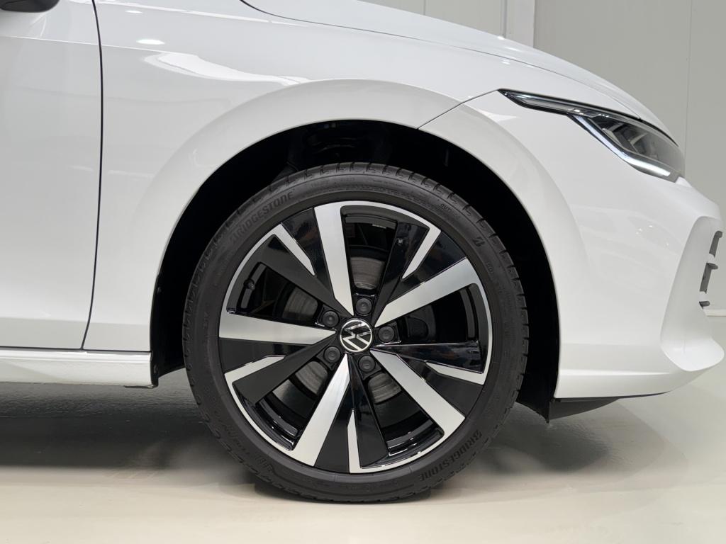 Volkswagen Golf variant 1.5 etsi 150pk dsg style | pano dak