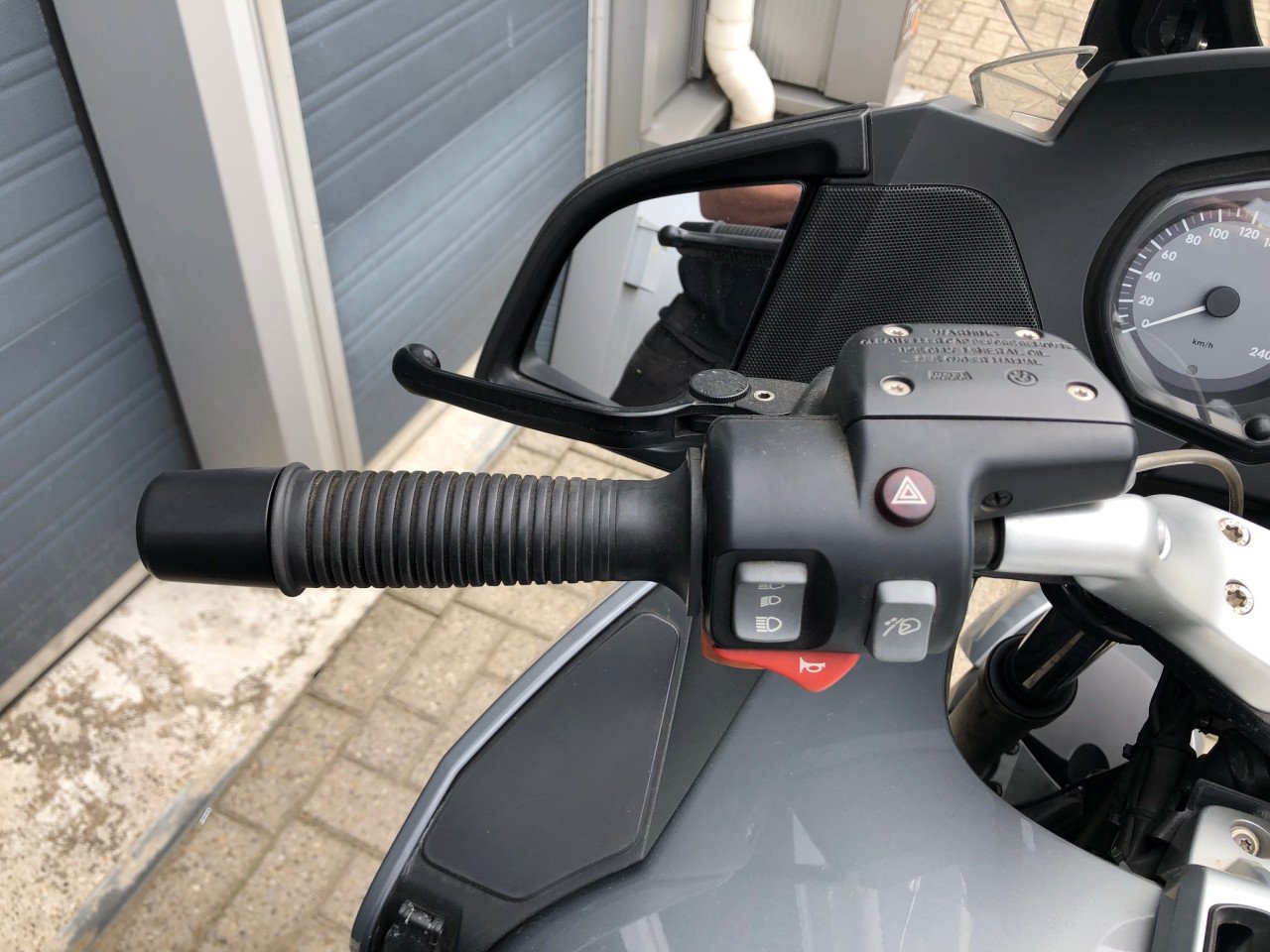 BMW R1200RT van 1e eigenaar met slechts 42 dkm, nieuwstaat €4850,-