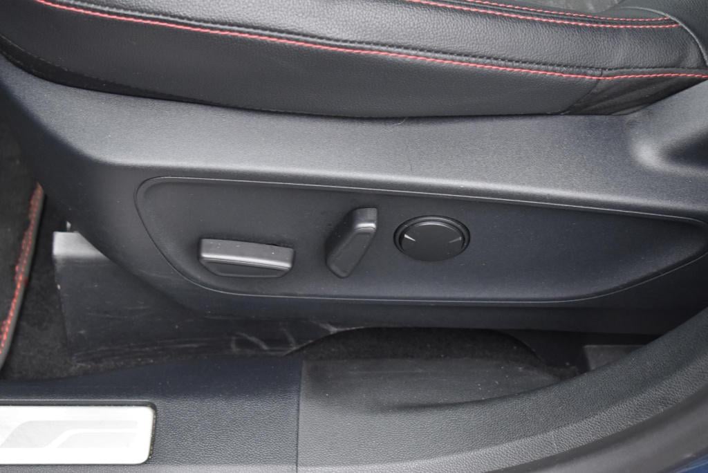 Ford Kuga 2.5 phev st-line x | climate control | adaptieve cruise control |