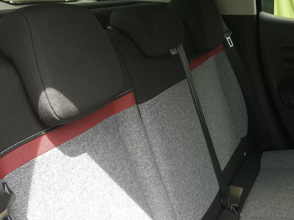 Citroen C3 1.2 puretech 83pk s&s c-series trekhaak | navigatie | cruise & c