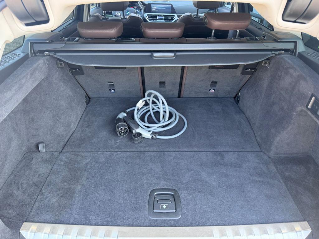 BMW 3-serie touring 330e high executive