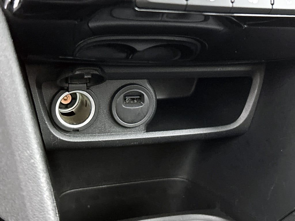 Peugeot 2008 110 pk allure | rijklaar | achteruitrijcamera | trekhaak | pan
