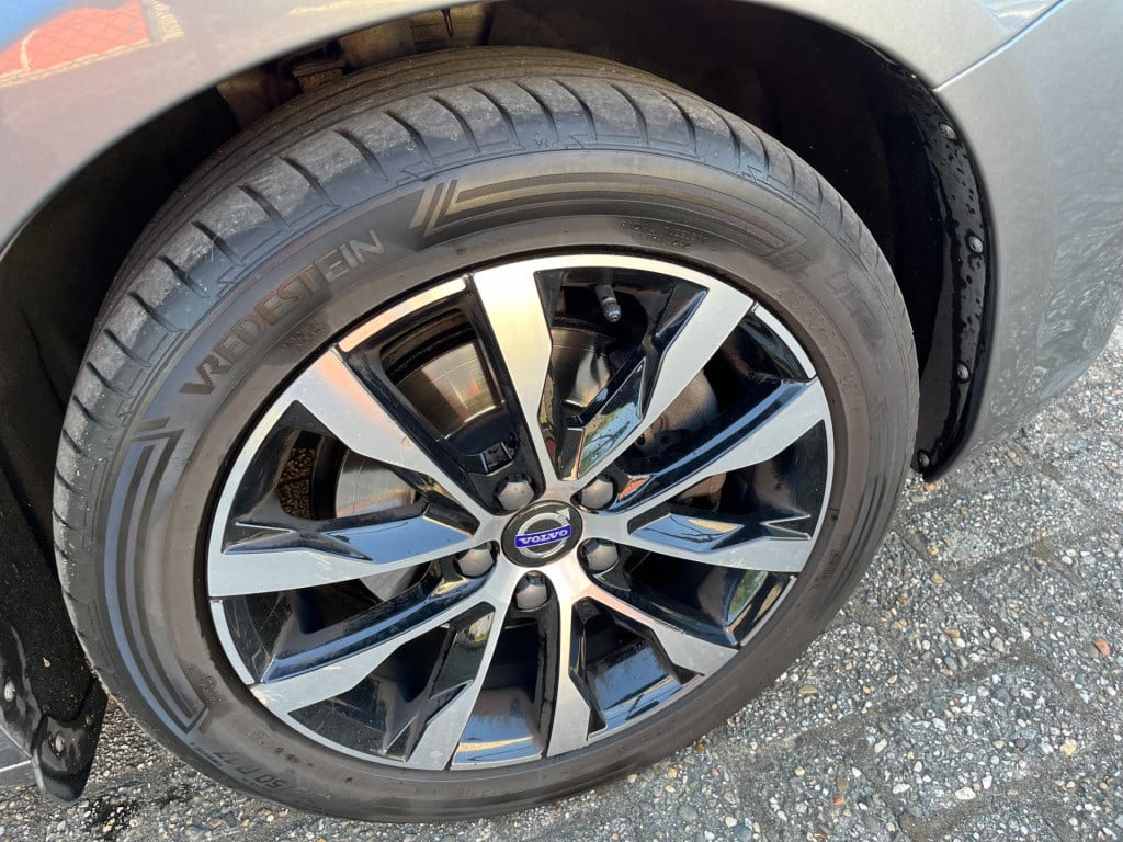 Volvo V60 1.5 t3 polar+ dynamic | orig. nl | leder | trekhaak