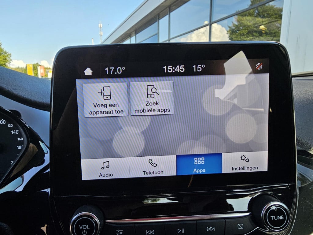 Ford Fiesta 1.0 ecoboost hybrid titanium