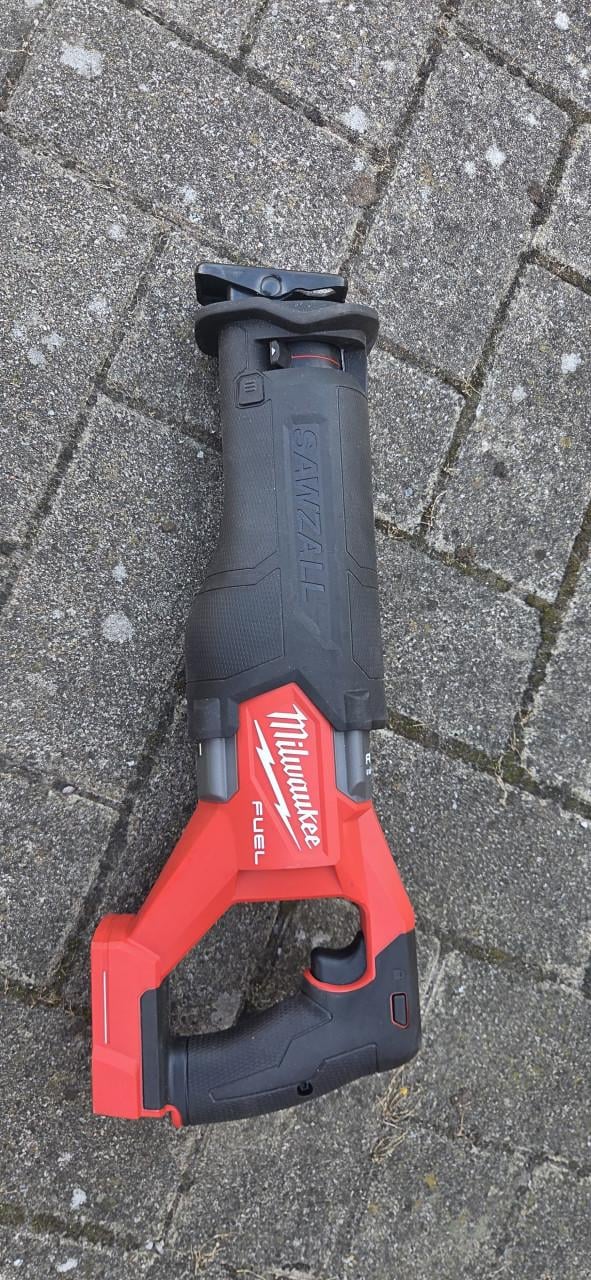 Te koop milwaukee m18 reciprozaag en m18 cirkelzaag