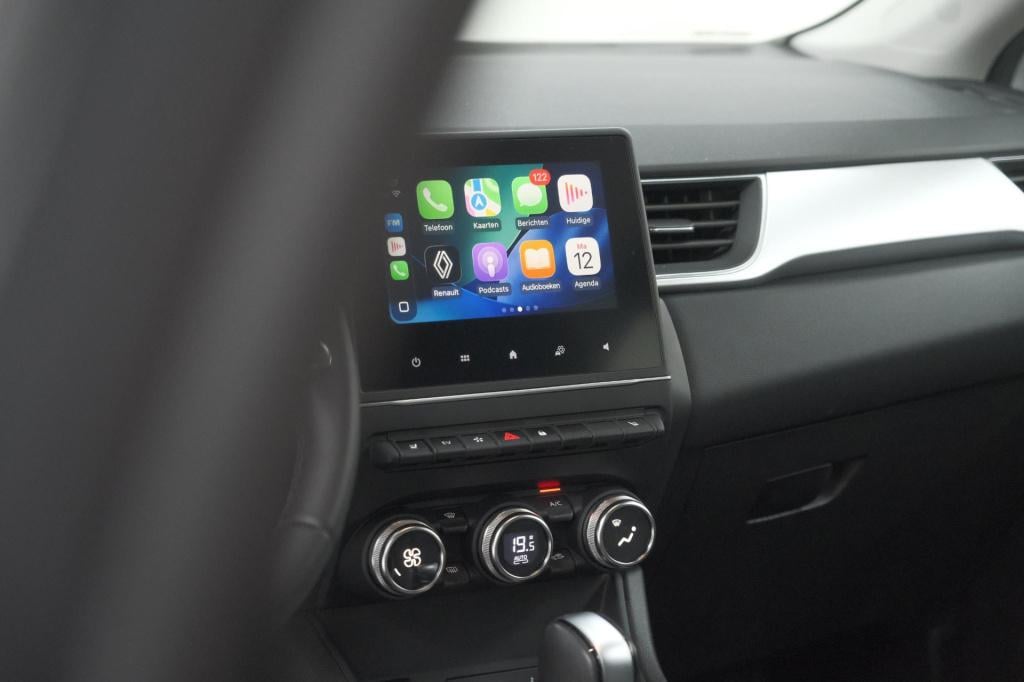 Renault Captur 1.6 e-tech hybrid 145 intens | trekhaak | camera | stoelverw