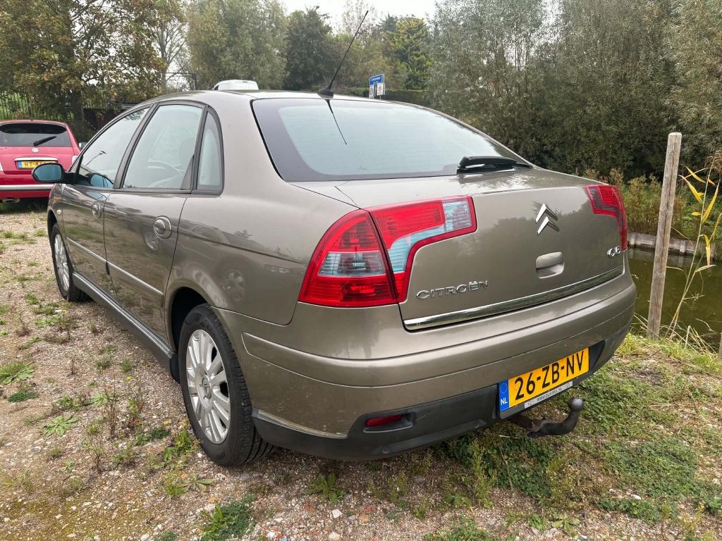 Citroen C5 2.0-16v cool tech