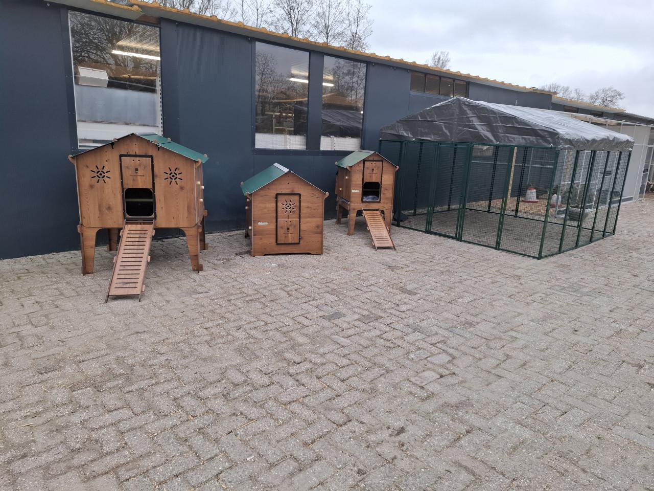 Trespa Kippenhok | Duplex 2X DEMO MODEL van € 1299,00 voor € 995,00