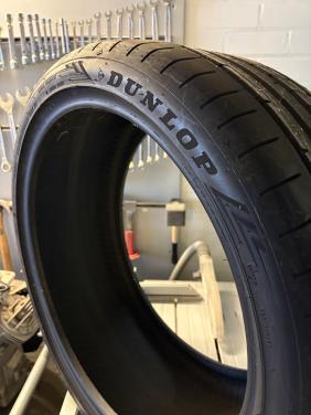 Zomerband Dunlop Sport Maxx RT2 XL MFS 255/35 R20 97 Y