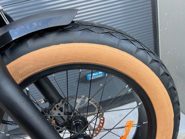 EB8 Elektrische Fatbike Weinig kilometer 00183 kl meter