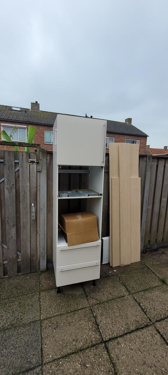 Gratis hoge keukenkast siematic