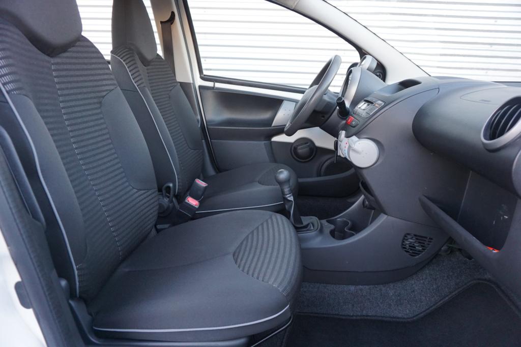 Peugeot 107 1.0 active airco / elektr. ramen / nap / apk t/m 10-08-2026