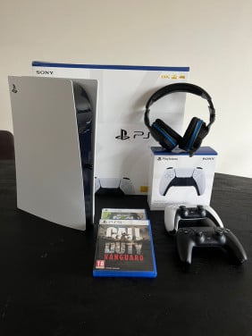 Playstation 5 (Disc Edition) + 2 controllers + draadl. heads