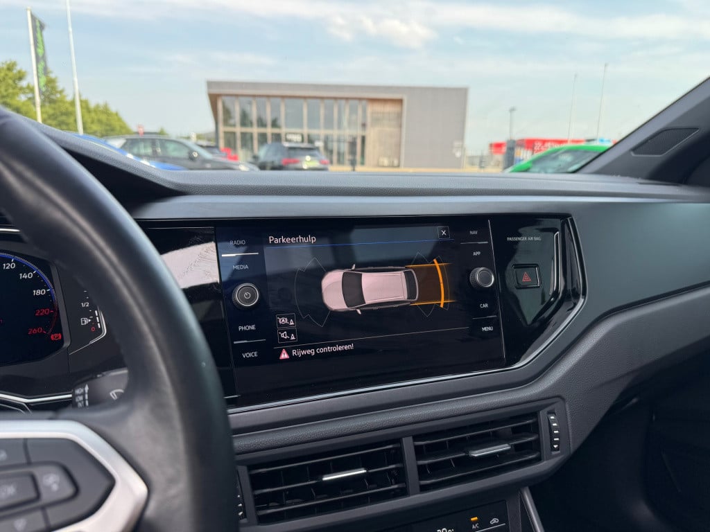 Volkswagen Taigo 1.0 tsi r-line * panoramadak * virtual cockpit * led * pdc