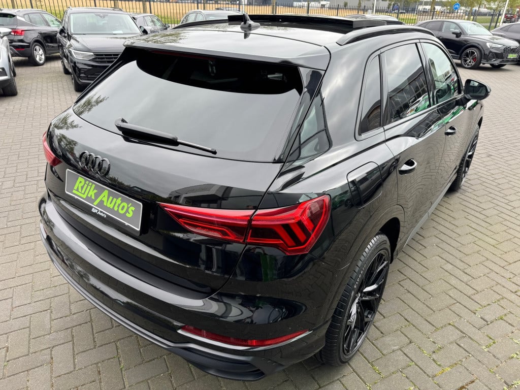Audi Q3 35 tfsi 3x s-line * panoramadak * keyless * leer * camera