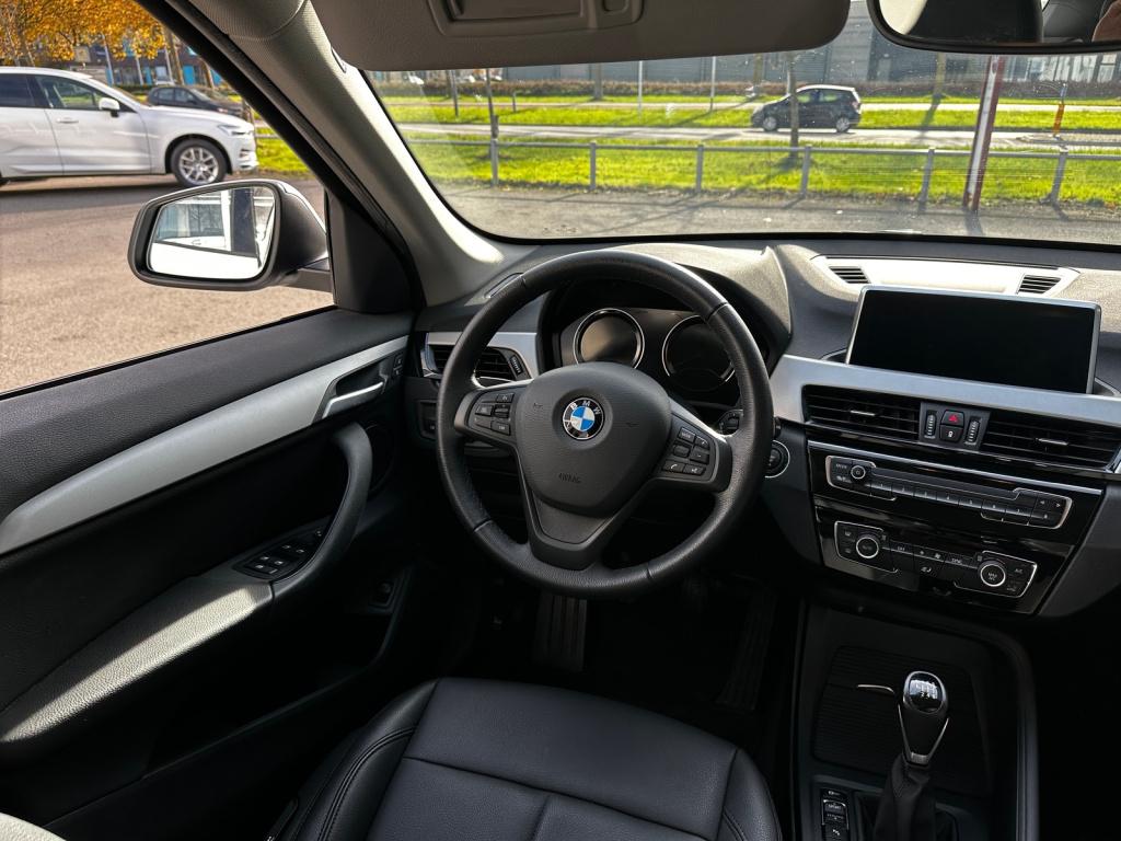 BMW X1 s drive 18i leder | navi | 17" lm