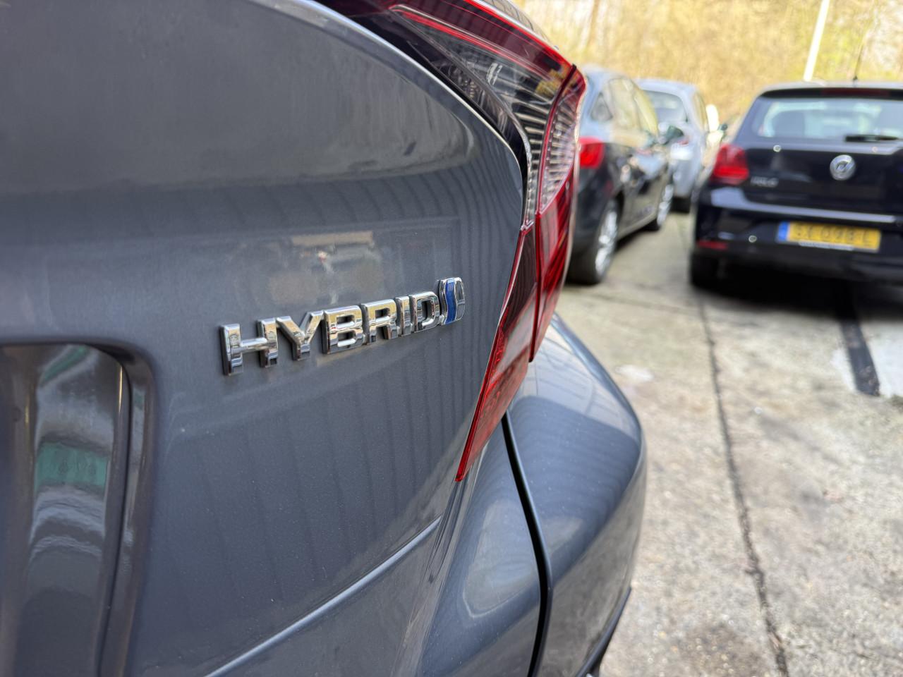 Toyota C-HR 1.8 HYBRID CAMERA,LED,NAVI