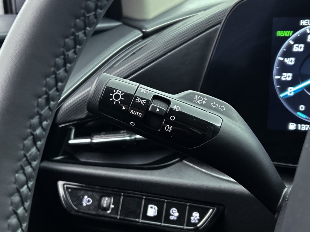 Kia Niro dynamicplusline limited | elektrische stoelen | phev | stoel/stuur