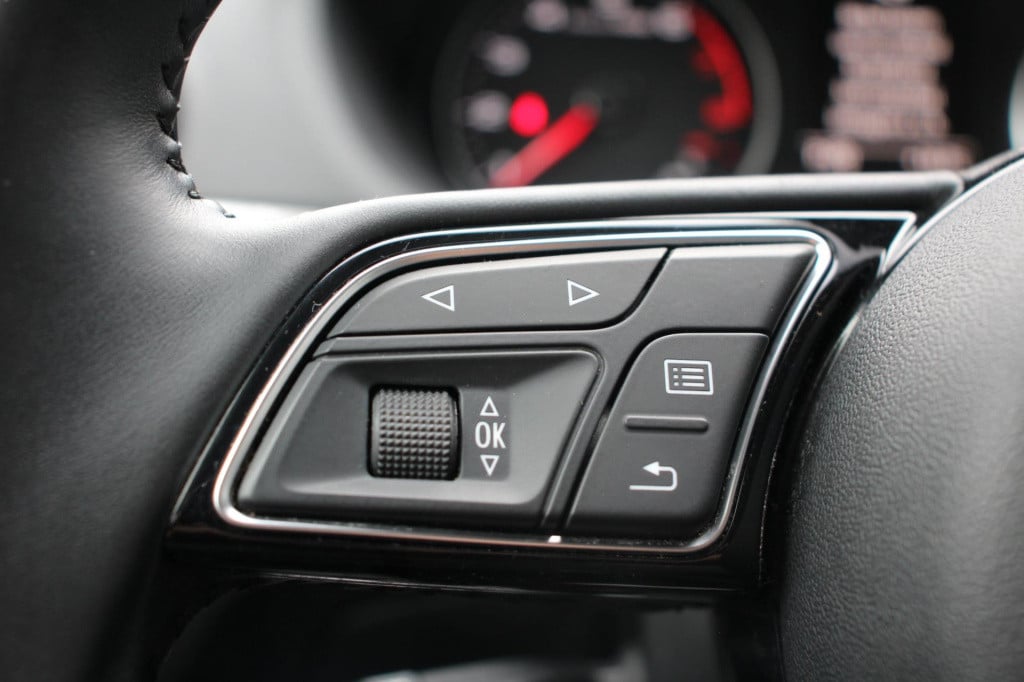 Audi Q2 1.4 tfsi act sport 150pk s-tronic - led - navi - adap cruise - matr