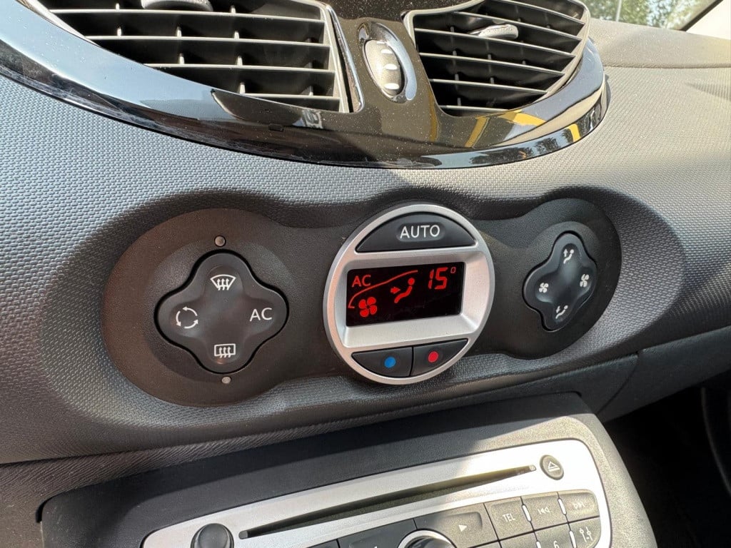 Renault Twingo 1.2 16v dynamique