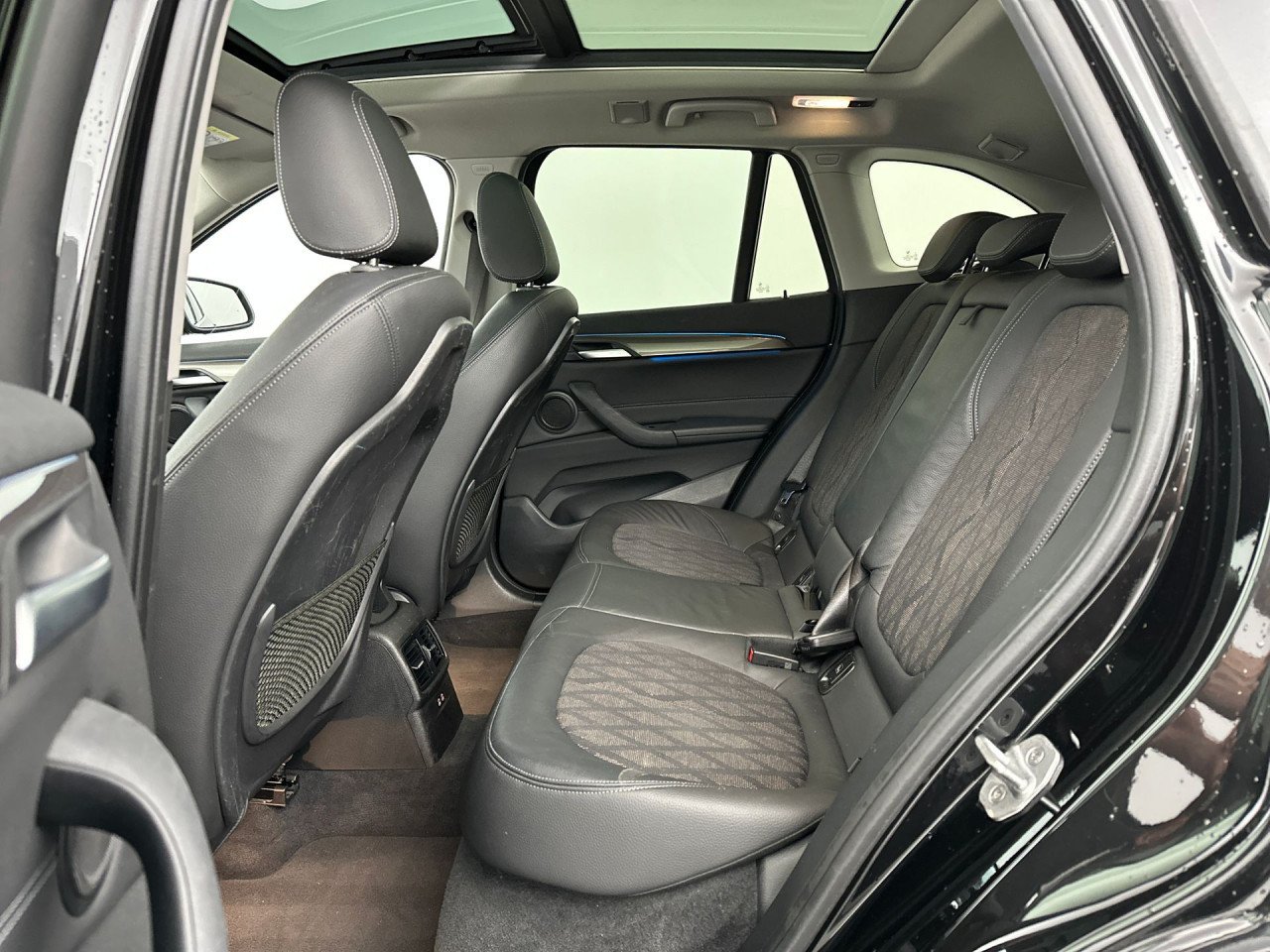 BMW X1 xDrive25e | X Line | Panoramadak | Nav | Led | Camera