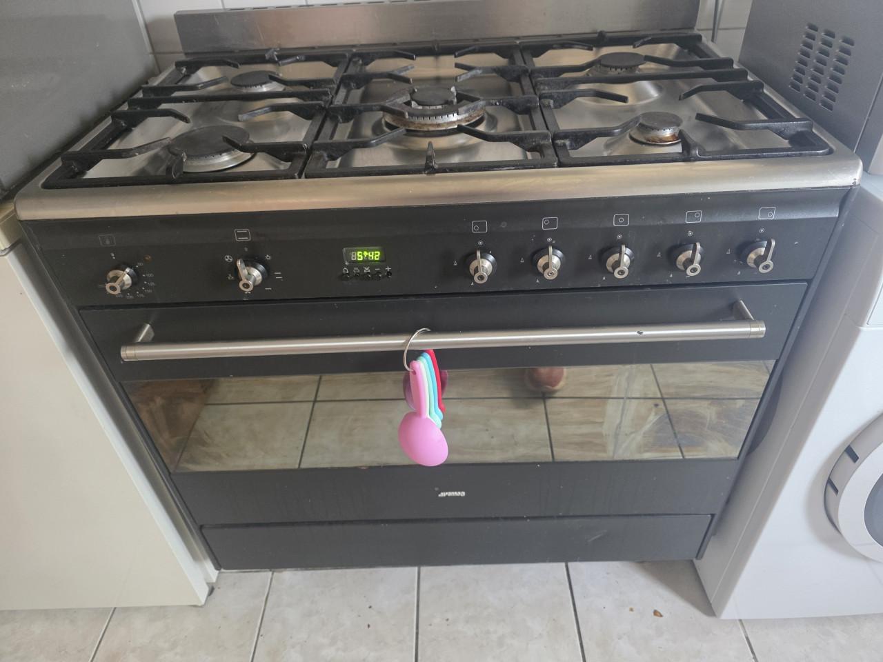 Smeg SNL90MFX7 5 pits gasfornuis met oven