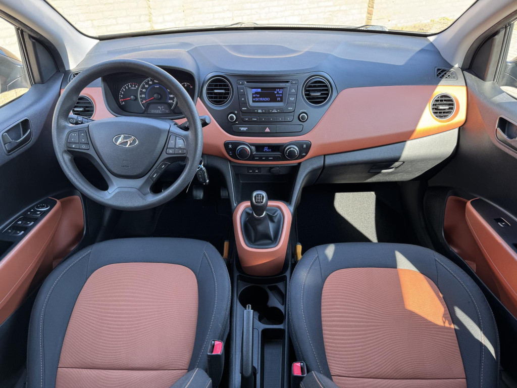 Hyundai I 10 1.0i i-motion comfort | cruise control | radio-cd/mp3 speler |