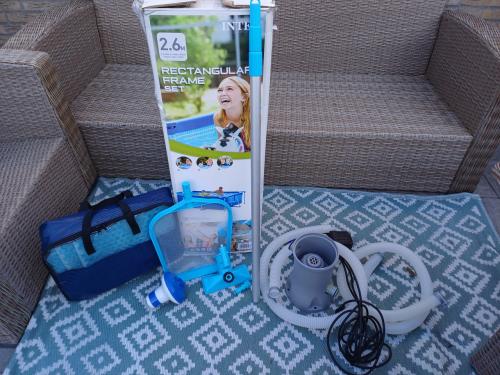 Zwembad met toebehoren