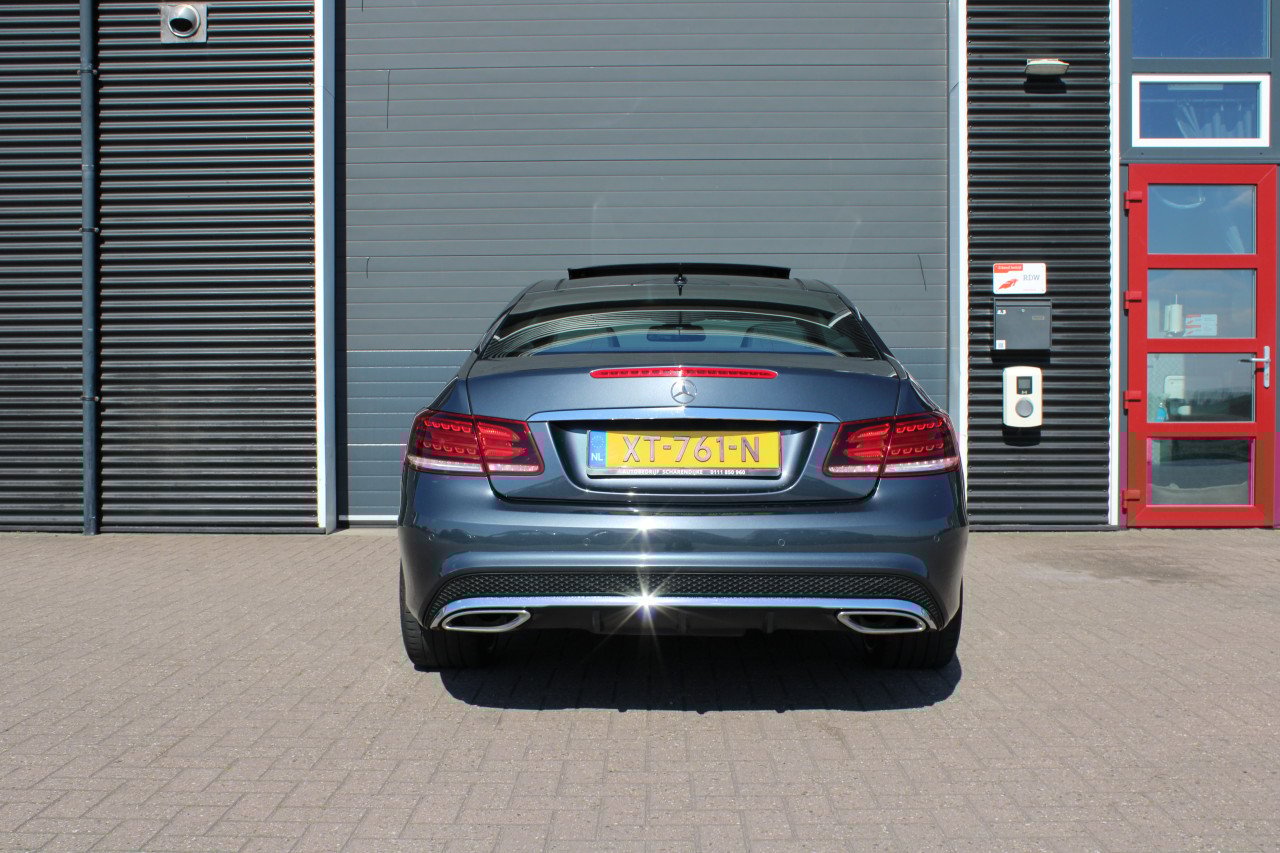 Mercedes-Benz E-Klasse E220 CDI Coupe AMG PANO