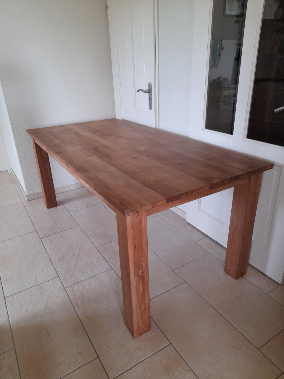 Prachtige massief houten Tafel 90 x 190 x 77,5H  (in goede staat )