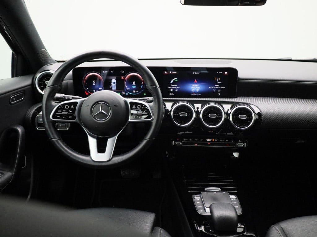 Mercedes-Benz A-Klasse 250 e | navigatie | apple carplay / android auto | c