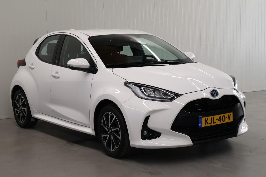 Toyota Yaris 1.5 hyb. 115 first e