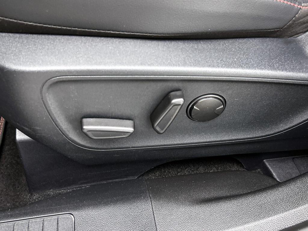 Ford Kuga 2.5 phev st-line x winter pack | apple carplay / android auto | b