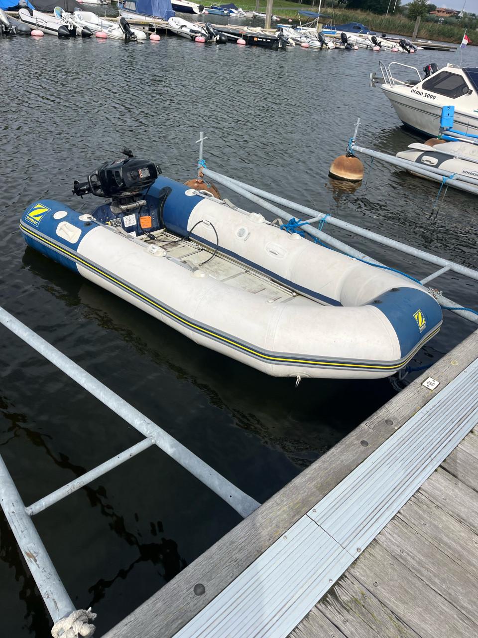 Zodiac 3,10 met suzuki 6pk 4 takt motor