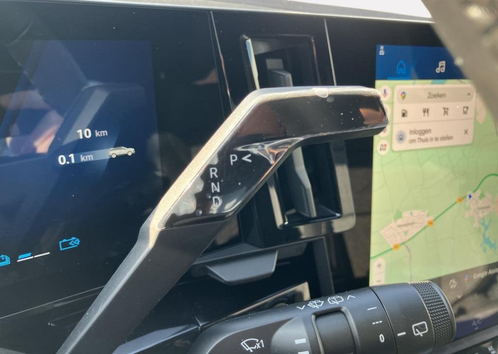 Renault Austral 1.2 e-tech full hybrid 200 techno - nieuw model / panoramis