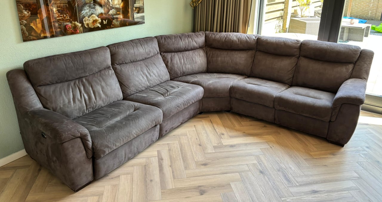 L-vormige elektrische relaxbank – microleder – nette staat