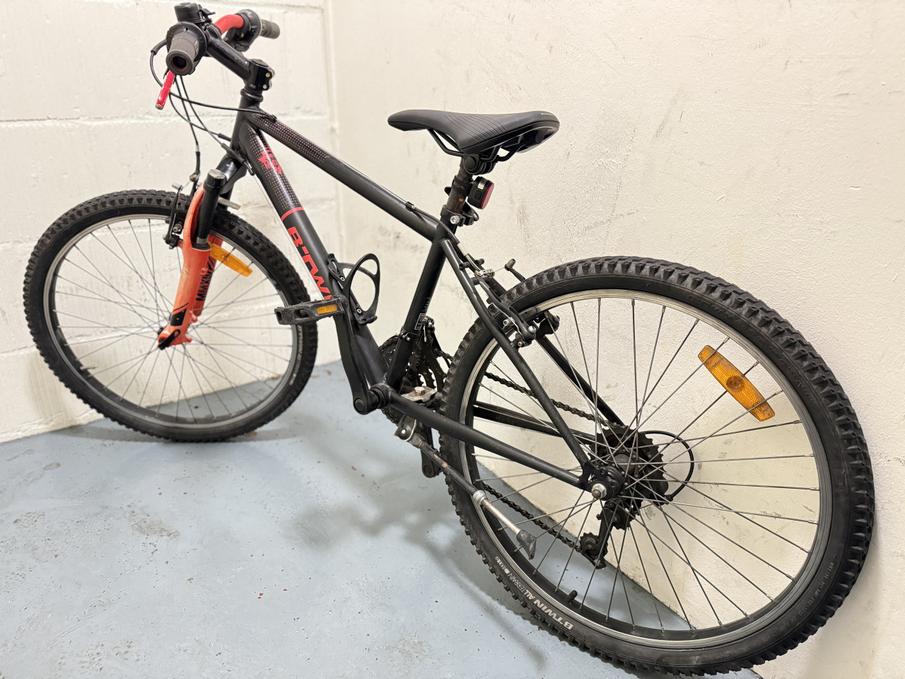 B-TWIN Mountainbike 24 inch
