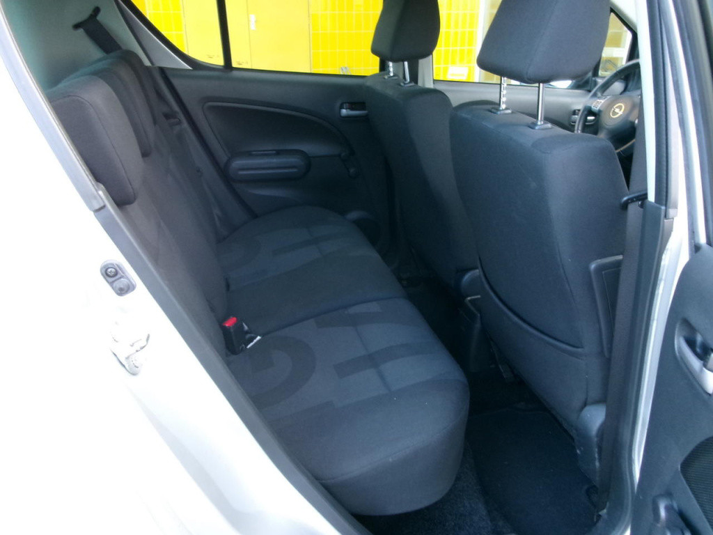 Opel Agila 1.2 automaat, airco, elec. ramen, hoge zit