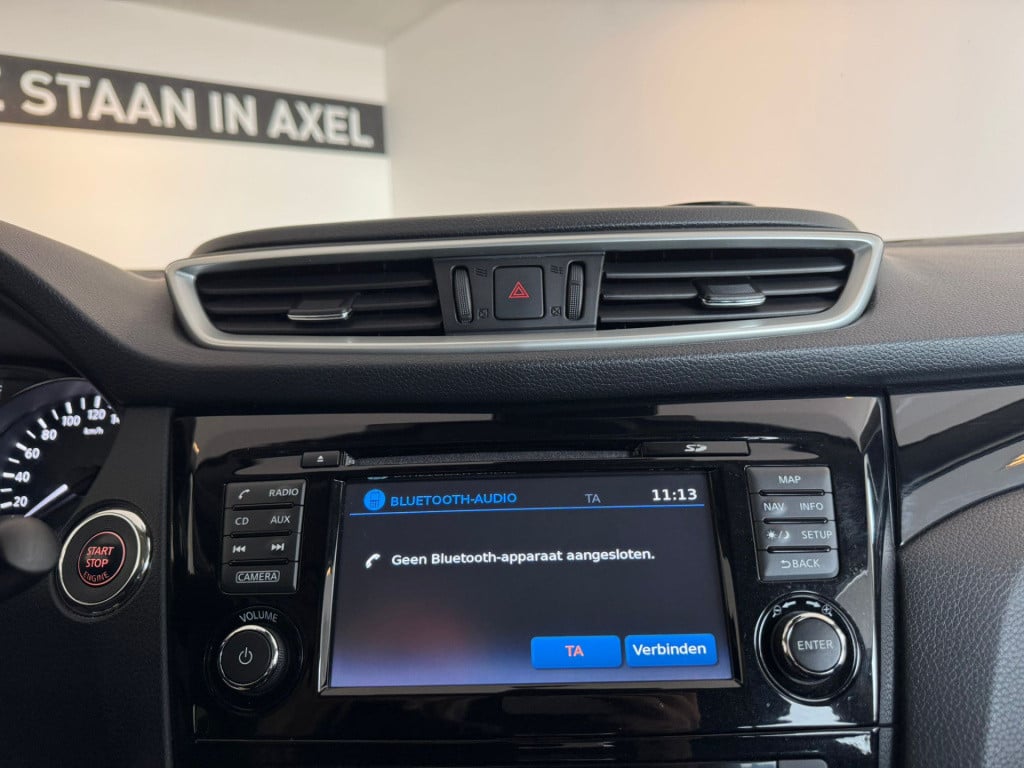 Nissan Qashqai 1.6 connect edition