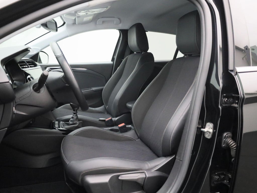 Opel Corsa 1.2 elegance | navigatie | camera | climate control | parkeersen