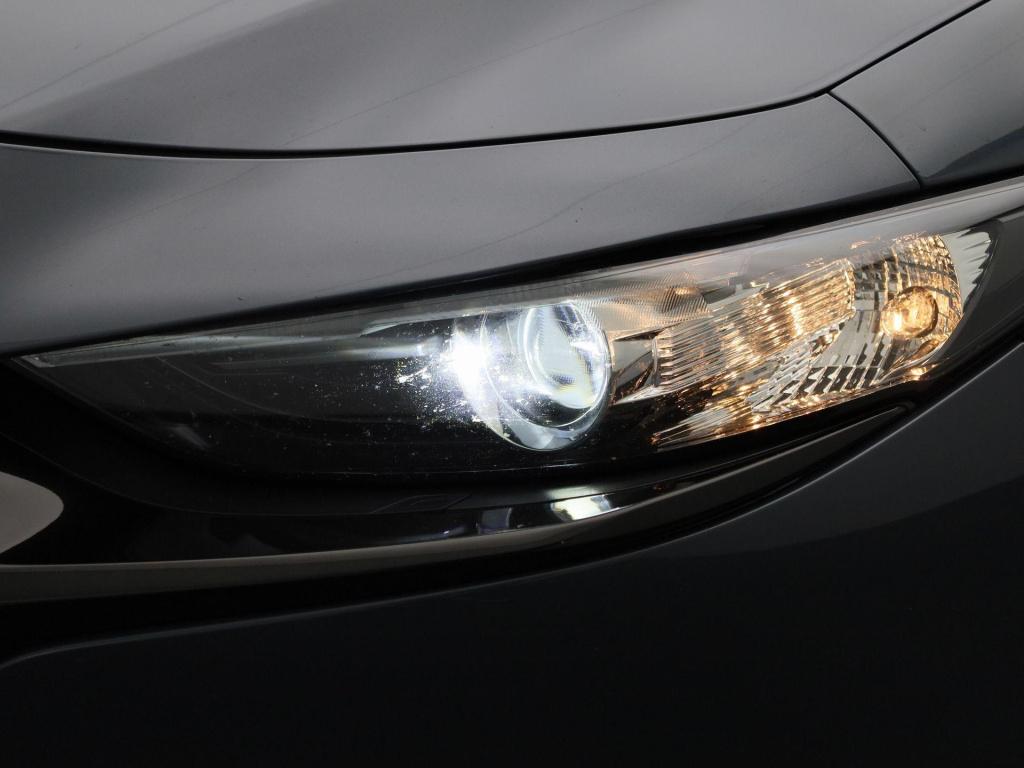 Mazda 3 2.0 e-skyactiv-g m hybrid 122 luxury | automaat | bose | apple carp