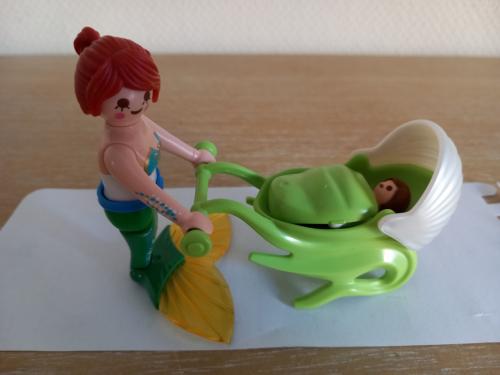 Playmobil zeemeermin met baby in wagen