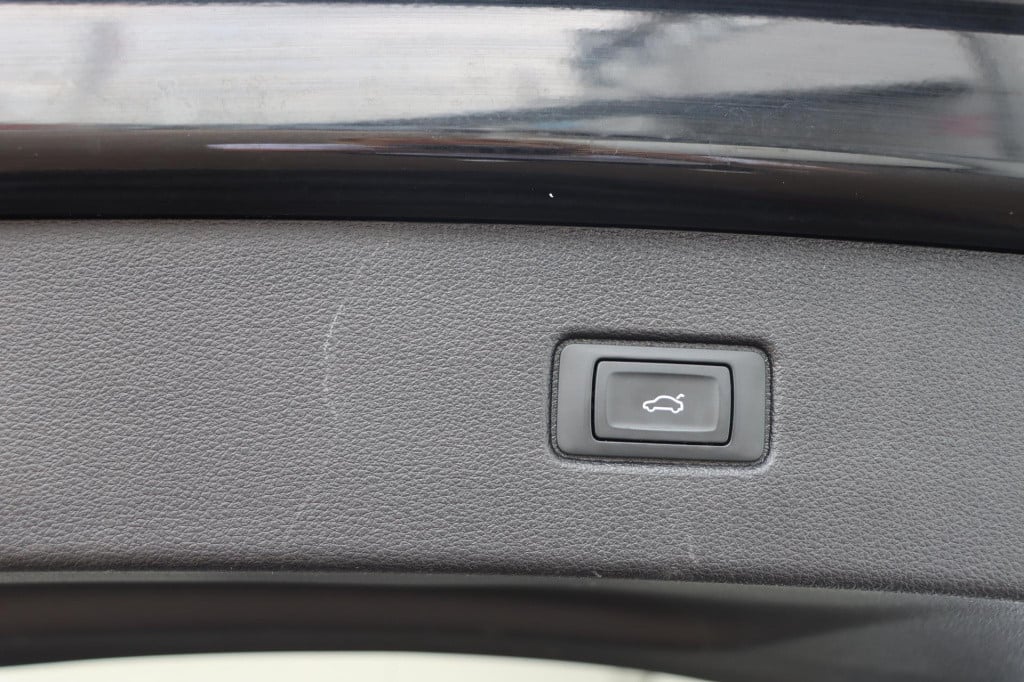Audi Q7 55 tfsi e quattro pro line 380pk tiptronic
