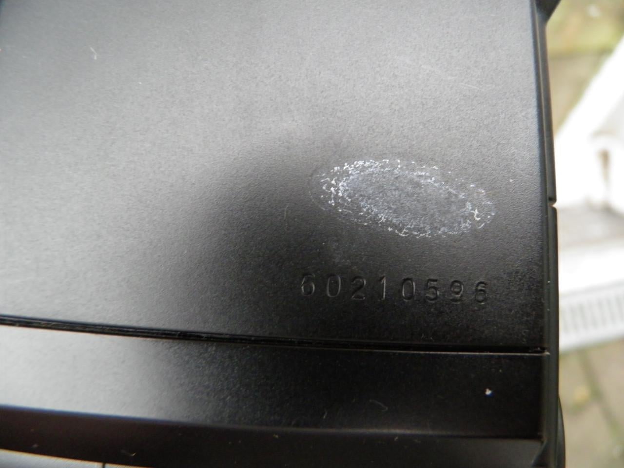 Flitser minolta 4000 af, werkt met 4 aa batterijen.