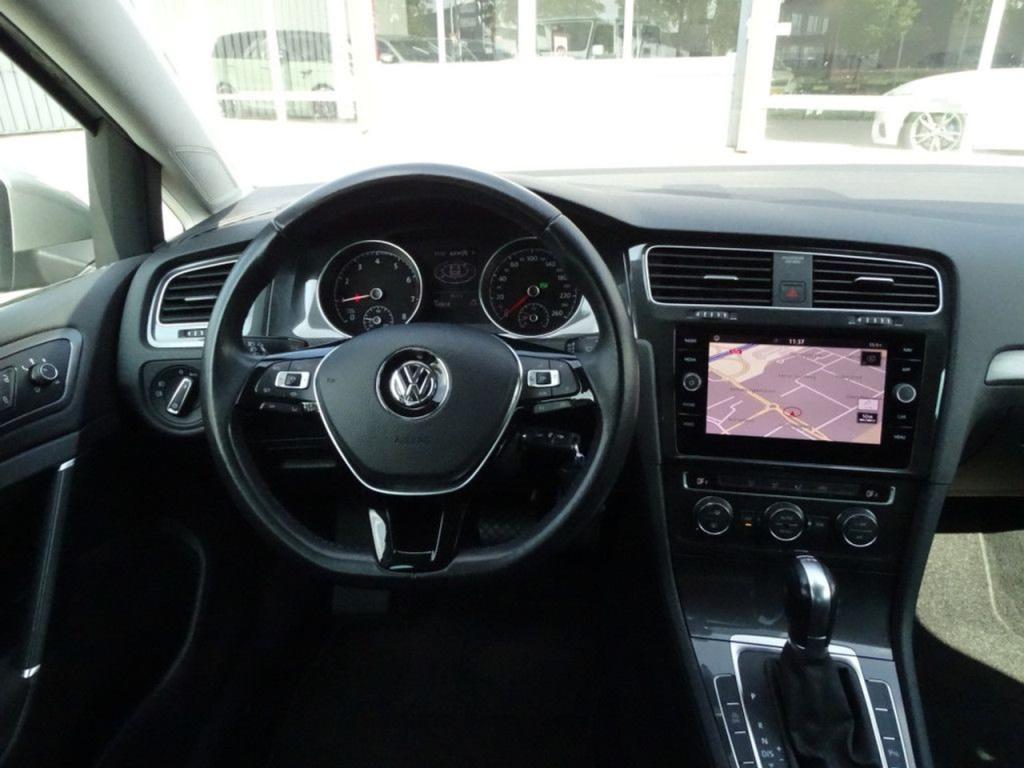 Volkswagen Golf 1.0 tsi comfortline automaat | navi | bluetooth