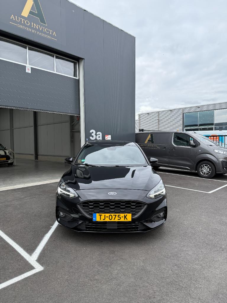 Ford Focus 1.0 ecoboost st line business