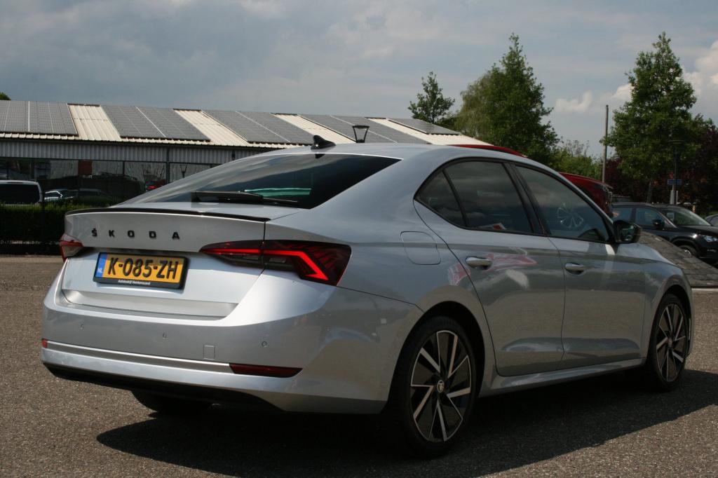 Skoda Octavia 1.0 e-tsi sport business