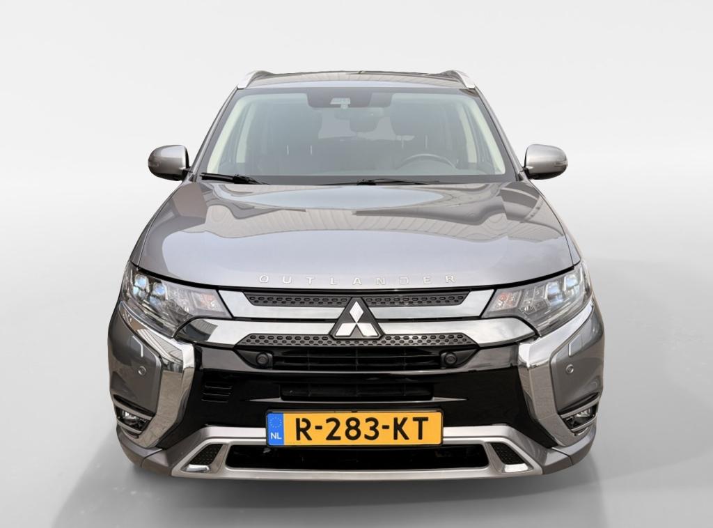 Mitsubishi Outlander 2.4 phev intense+ | navigatie | cruise control (adapti