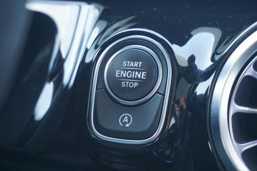 Mercedes-Benz B-Klasse 220 launch edition premium plus climate / navi / pan